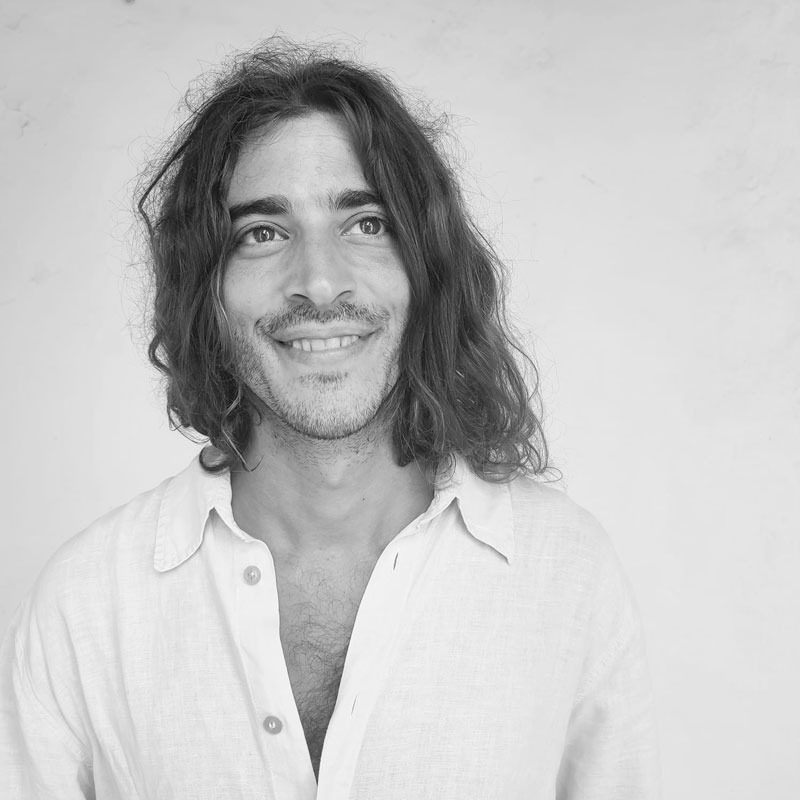 INTERNATIONAL GUEST[ PUGLIA, ITALIA ]