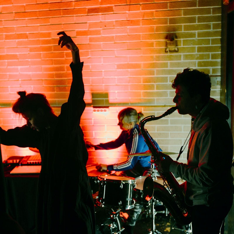 I AM ABROAD Erràtica